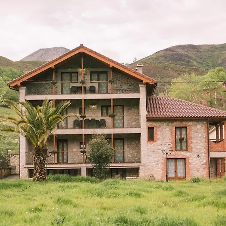 El Valle * Avín
